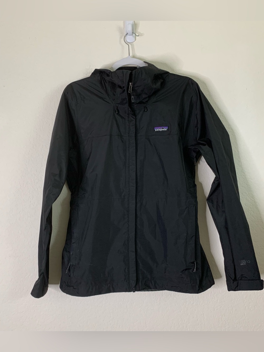 Patagonia Women's Torrentshell 3L Rain Jacket M